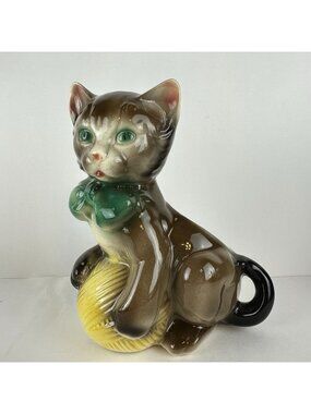 Vintage Royal Copley Ceramic Cat Planter With Bow & Yarn Ball